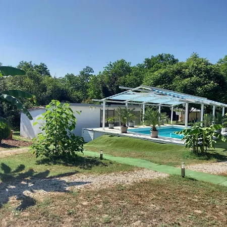 בית נופש Srb Sadovo-resort-bulgaria (adults Only) *